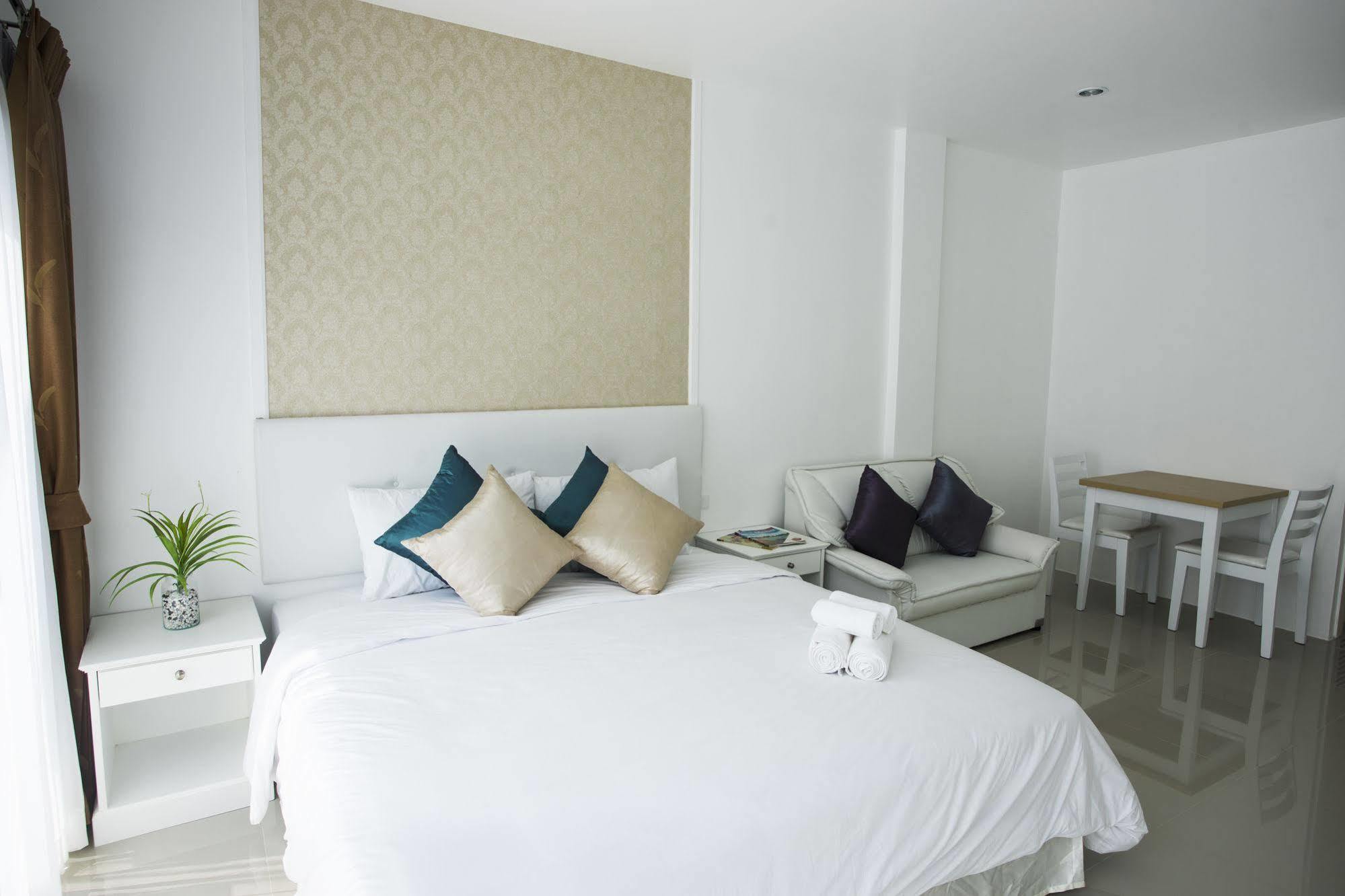 Maleewan Jomtien Hotell Exteriör bild
