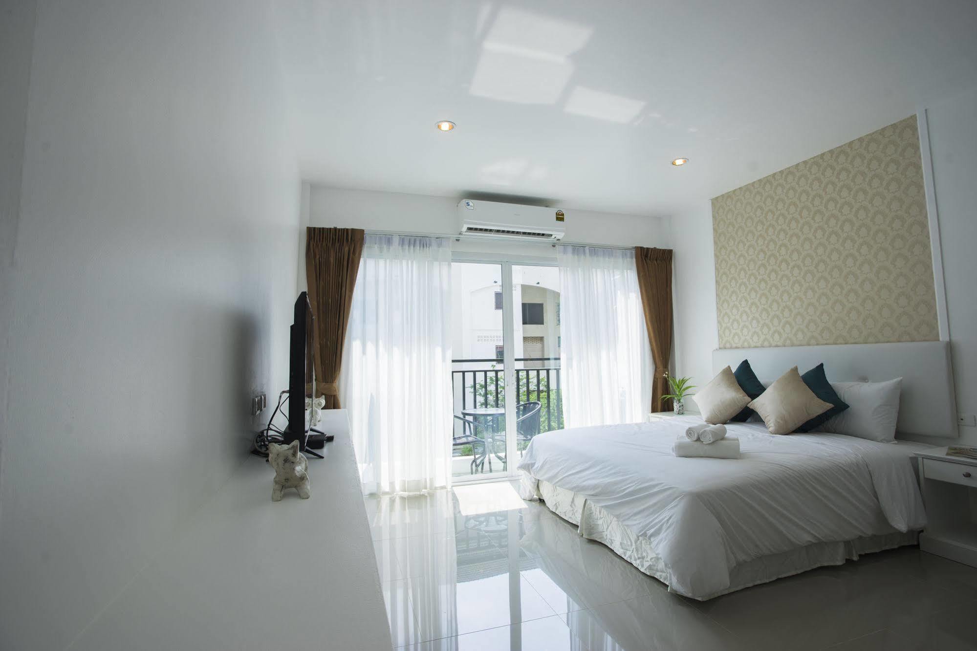 Maleewan Jomtien Hotell Exteriör bild
